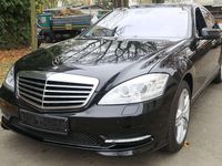 Gebraucht Mercedes S550 435 PS (319 kW) 2012 Schwarz/baltic black Limousine