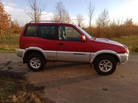 Gebraucht Nissan Terrano 116 PS (85 kW) 1999 Rot SUV