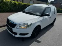 Gebraucht Skoda Roomster 90 PS (66 kW) 2013 Weiß Van / Kleinbus