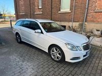 Gebraucht Mercedes E250 Avantgarde 204 PS (150 kW) 2012 Weiß Kombi
