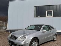 Gebraucht Mercedes C200 163 PS (119 kW) 2004 Silber Coupé