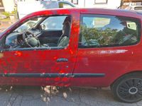Gebraucht Renault Clio II Authentique 58 PS (42 kW) 2010 Rot Limousine