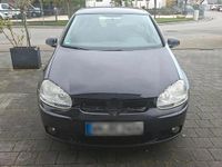 Second-hand VW Golf V 75 CP (55 kW) 2007 Negru Hatchback