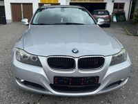 Gebraucht BMW 318 143 PS (105 kW) 2011 Silber Kombi