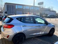 Gebraucht Ford Fiesta Active 101 PS (74 kW) 2019 Silber Kleinwagen