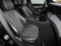 Gebraucht Mercedes E300 AMG line 320 PS (235 kW) 2022