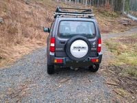 Gebraucht Suzuki Jimny 86 PS (63 kW) 2012 Schwarz SUV