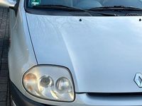 Gebraucht Renault Clio II Initiale 98 PS (72 kW) 2001 Grau Limousine