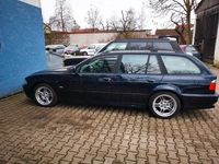 Gebraucht BMW 525 Exclusive 192 PS (141 kW) 2001 Blau Kombi