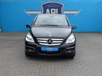 Gebraucht Mercedes 200 Sport 193 PS (141 kW) 2009 Limousine