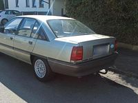 Gebraucht Opel Omega 74 PS (54 kW) 1987 Gold Kombi