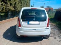 Gebraucht Lancia Musa 95 PS (69 kW) 2008 Weiß Van / Kleinbus