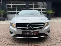 Gebraucht Mercedes A180 122 PS (89 kW) 2012 Silber Kleinwagen