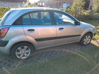 Gebraucht Kia Rio 96 PS (70 kW) 2009 Grau Limousine