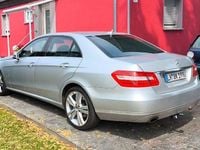 Usata Mercedes E200 184 CV (135 kW) 2012 Argento Berlina