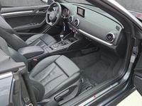 Gebraucht Audi A3 Cabriolet S-Line 140 PS (102 kW) 2014 Monsungrau (metallic) Cabrio