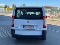 Gebraucht Peugeot TePee 120 PS (88 kW) 2010 Weiß Van / Kleinbus