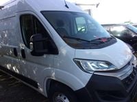 Gebraucht Citroën Jumper Start 165 PS (121 kW) 2023 Weiss icy/deckende lackierung Van / Kleinbus