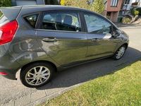 Gebraucht Ford Fiesta Trend 82 PS (60 kW) 2016 Grau Kleinwagen