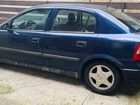 Gebraucht Opel Astra 75 PS (55 kW) 1999 Blau Limousine