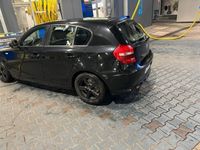 gebraucht BMW 116 1 er i Schiebedach und Navigationssystem