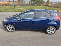 Gebraucht Ford Fiesta Titanium 95 PS (69 kW) 2011 Blau Kleinwagen