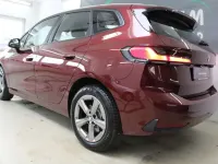 Gebraucht BMW 218 Active Tourer 150 PS (110 kW) 2023 Piemont rot metallic Van / Kleinbus