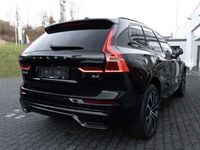 gebraucht Volvo XC60 B4 Plus Dark PDC SHZ KAMERA H/K NAVI LED