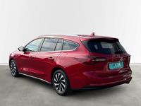 Gebraucht Ford Focus Titanium 116 PS (85 kW) 2024 Rot Kombi