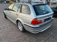 Gebraucht BMW 320 Basis 170 PS (125 kW) 2001 Silber Kombi