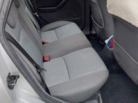 Gebraucht Ford Focus 100 PS (73 kW) 2007 Silber Kombi