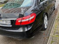 Second-hand Mercedes E250 258 CP (189 kW) 2009 Negru Berlinǎ