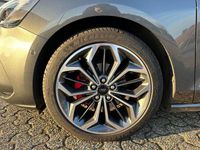 Gebraucht Ford Focus ST-Line X 155 PS (114 kW) 2025 Grau Limousine