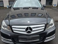 Gebraucht Mercedes C180 156 PS (114 kW) 2012 Schwarz Kombi