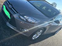 Gebraucht Ford Focus 125 PS (91 kW) 2012 Grau Kombi