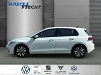 Gebraucht VW Golf VIII Move 131 PS (96 kW) 2023 Weiß Limousine