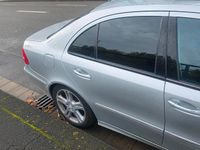 Gebraucht Mercedes E350 Avantgarde 272 PS (200 kW) 2005 Silber Limousine