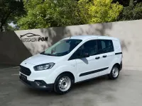 Gebraucht Ford Transit 101 PS (74 kW) 2019 Weiß Kombi