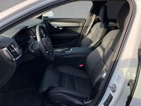 Gebraucht Volvo V90 Plus 349 PS (256 kW) 2025 Crystal weiß perleffekt Kombi