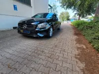 Gebraucht Mercedes A180 Style 122 PS (89 kW) 2015 Schwarz Kleinwagen