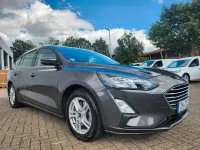 Gebraucht Ford Focus Cool & Connect 120 PS (88 kW) 2021 Schwarz Limousine