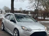 Gebraucht Ford Focus 140 PS (102 kW) 2013 Silber Kombi