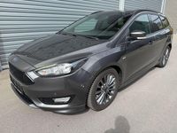 Gebraucht Ford Focus ST-Line 140 PS (102 kW) 2018 Grau Kombi