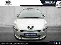 Gebraucht Peugeot 5008 Allure 156 PS (114 kW) 2012 Aluminium grau Van / Kleinbus