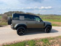 Gebraucht Land Rover Defender 400 PS (294 kW) 2022 Braun SUV