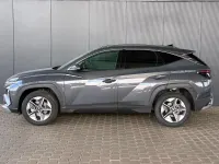 Neu Hyundai Tucson Comfort 160 PS (117 kW) 2025 Ecotronic gray / dach schwarz SUV