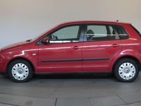 Gebraucht VW Polo Cricket 75 PS (55 kW) 2004 Rot Kleinwagen