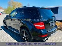 Gebraucht Mercedes ML350 231 PS (169 kW) 2010 Schwarz SUV