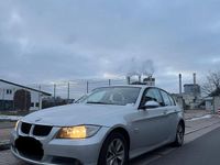Gebraucht BMW 318 129 PS (94 kW) 2006 Silber Limousine