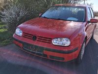 Second-hand VW Golf IV 101 CP (74 kW) 2002 Roșu Berlinǎ